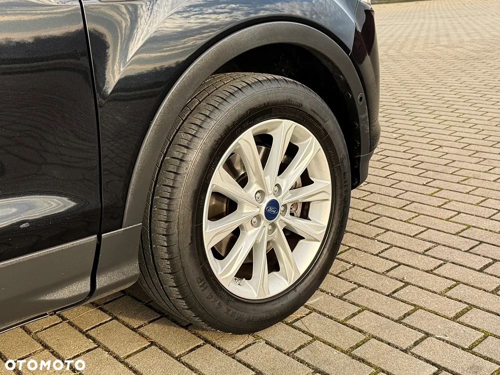 Ford Kuga 2.0 TDCi 2x4 Titanium - 9