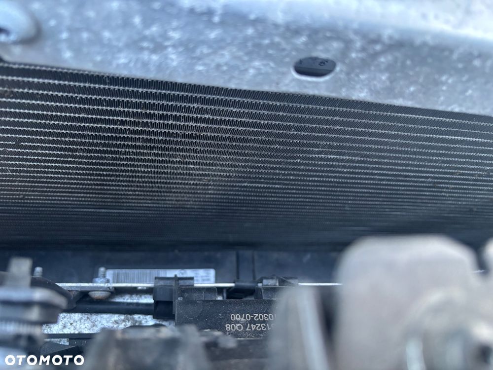 Mercedes-Benz Klasa E 300 AMG - 12