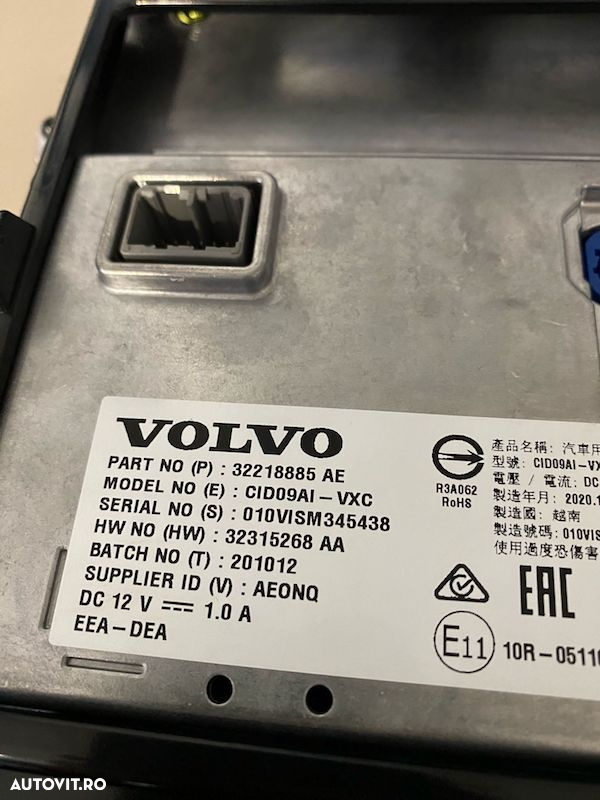 Display Audio Navigatie VOLVO XC60 V60 32218885 AE - 2