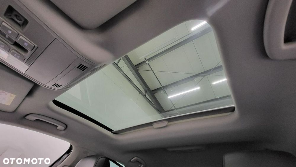 Skoda Superb 2.0 TDI L&K DSG - 24