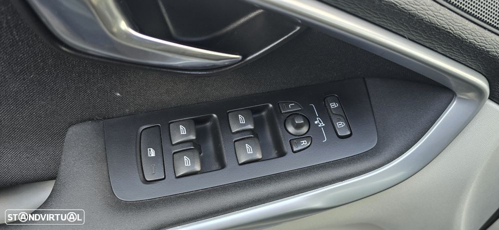 Volvo V40 D4 RDesign - 16