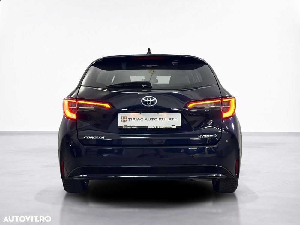 Toyota Corolla - 5