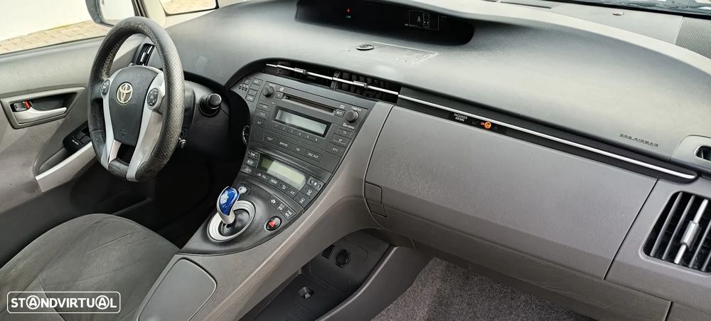 Toyota Prius 1.8 - 10