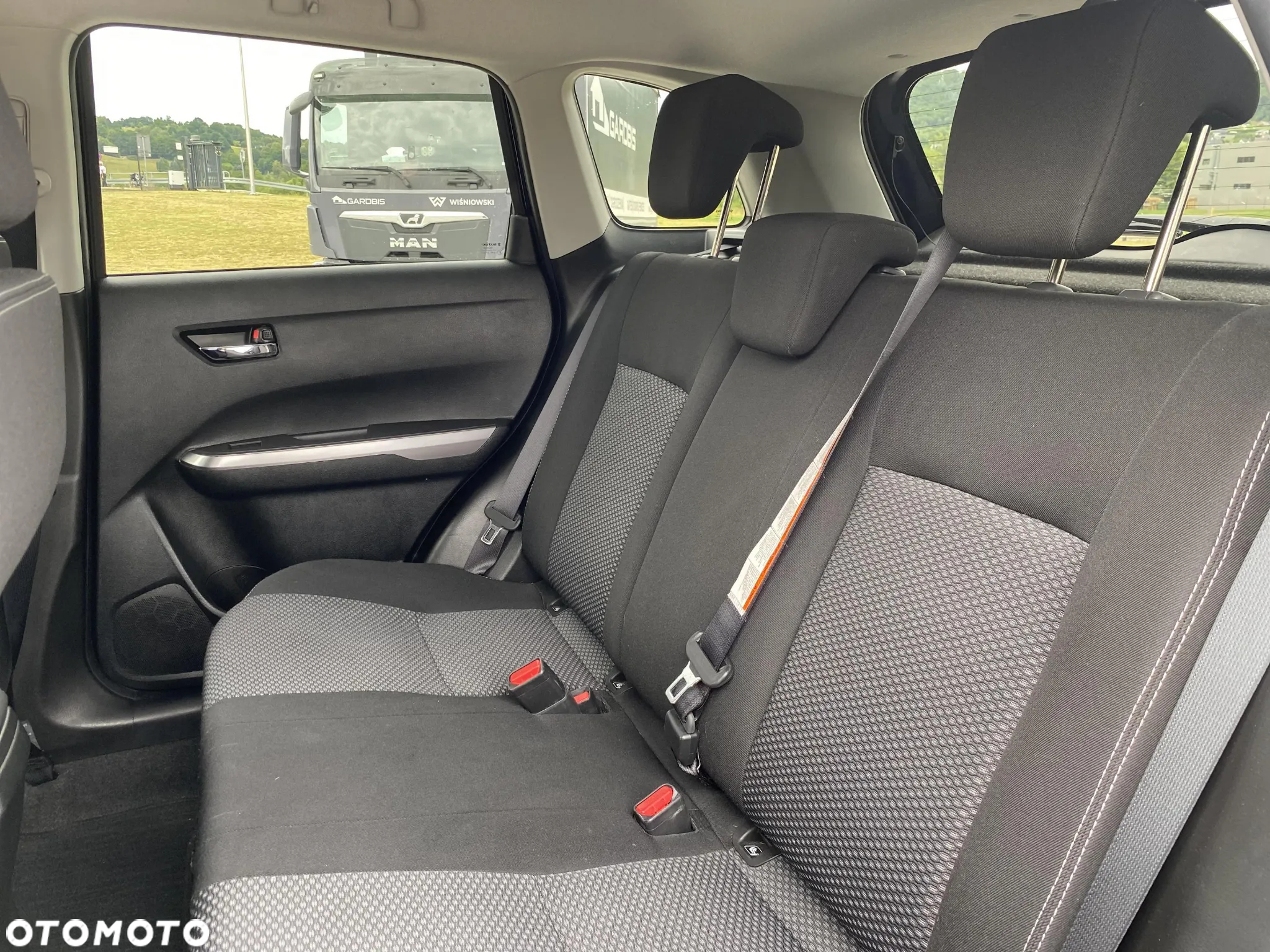 Suzuki Vitara 1.4 Boosterjet SHVS Premium 4WD - 16