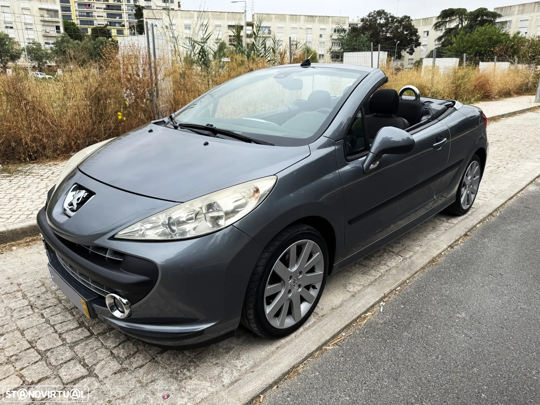Peugeot 207 CC 1.6 HDi FAP Sport - 17