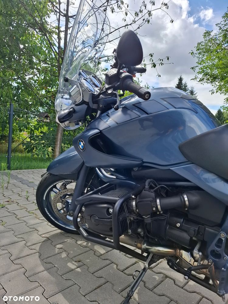 BMW R - 1