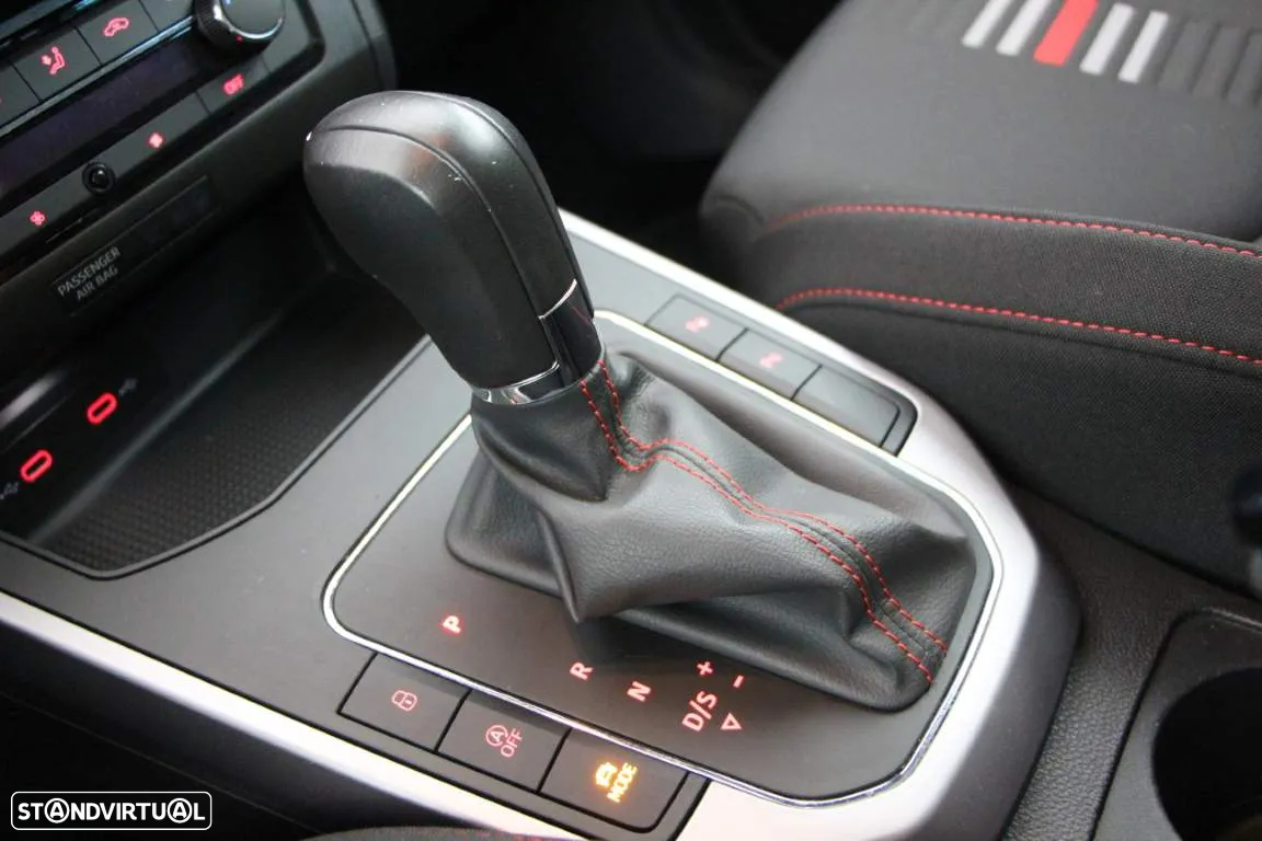 SEAT Arona 1.0 TSI FR DSG - 8