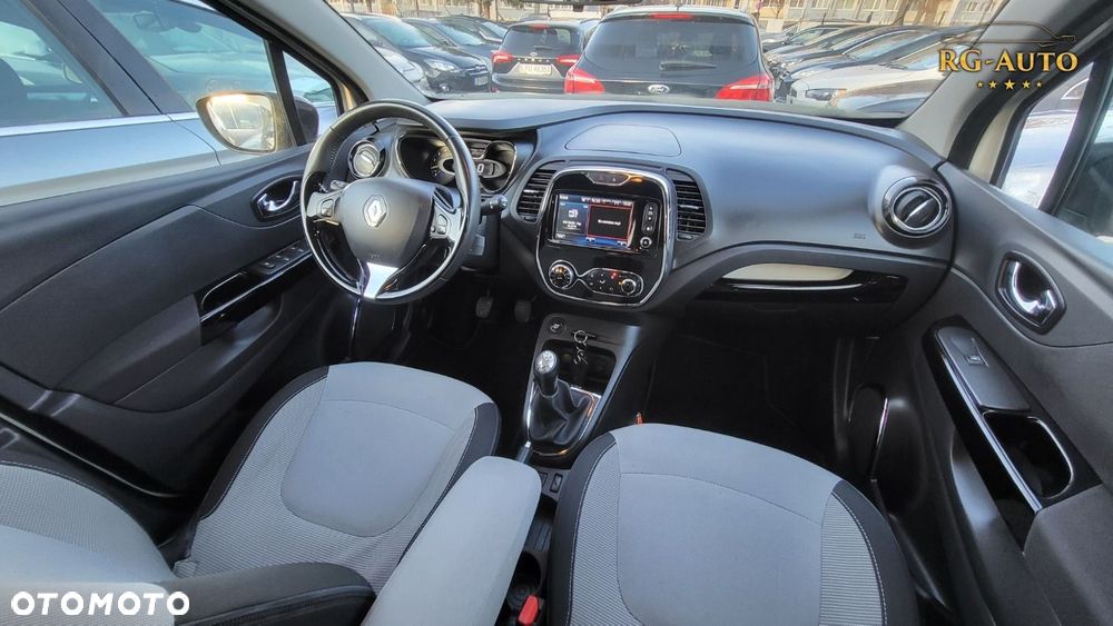 Renault Captur - 28