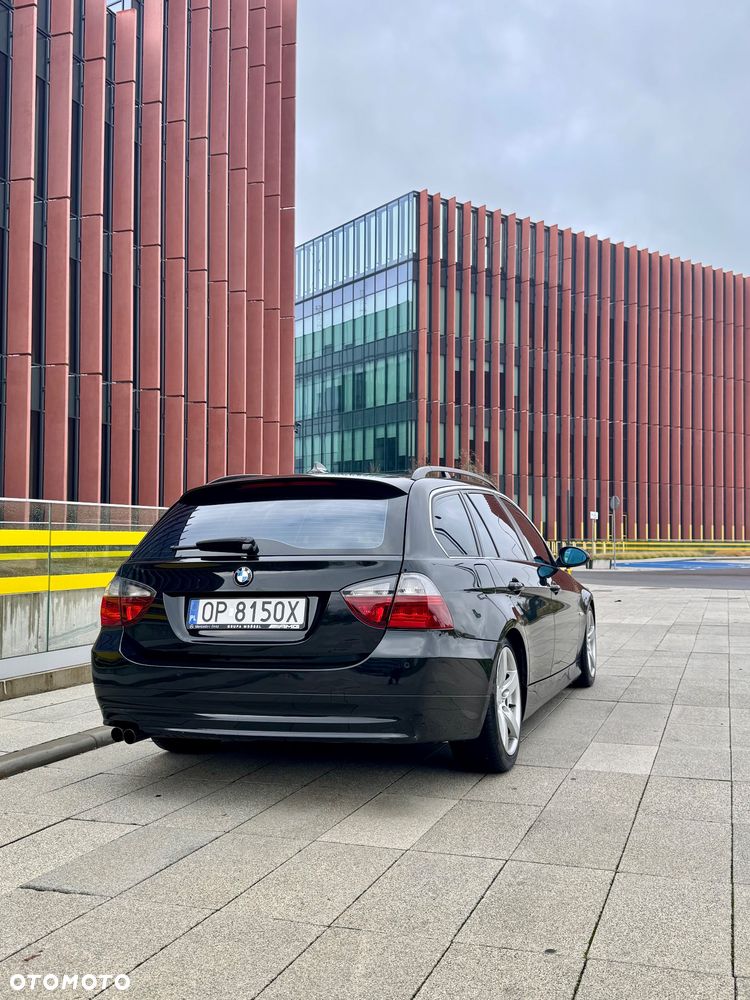 BMW Seria 3 325i - 15