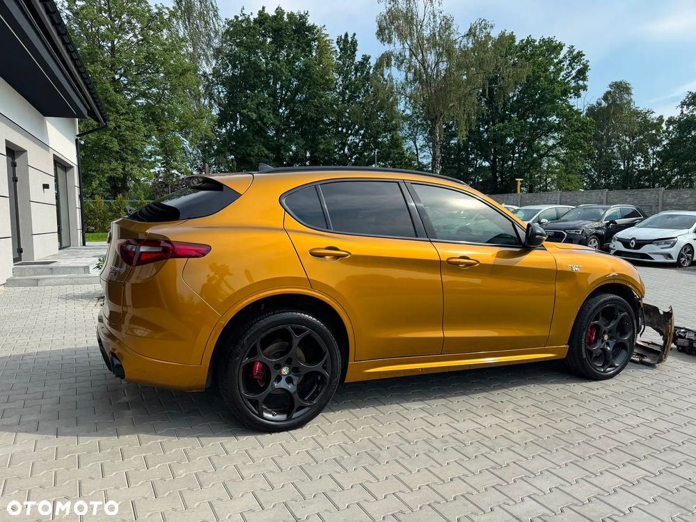 Alfa Romeo Stelvio 2.0 Turbo 16V AT8-Q4 Tributo Italiano - 7