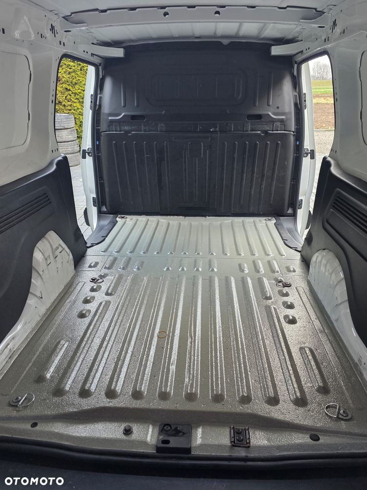 Peugeot Partner - 22