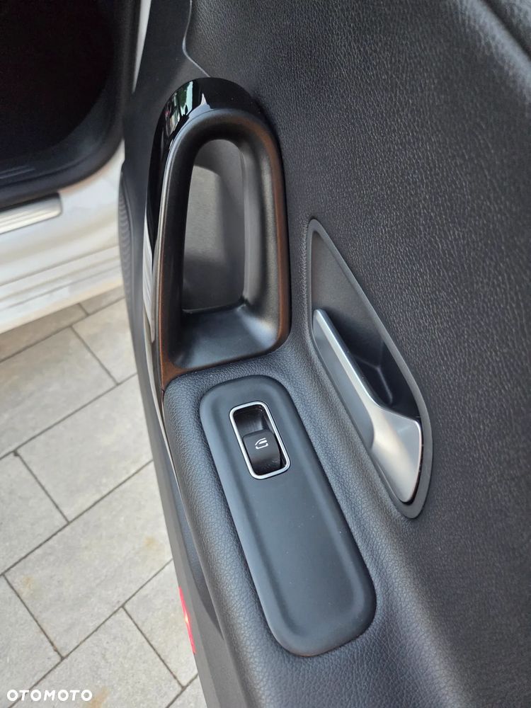 Mercedes-Benz CLA 180 d 7G-DCT - 31