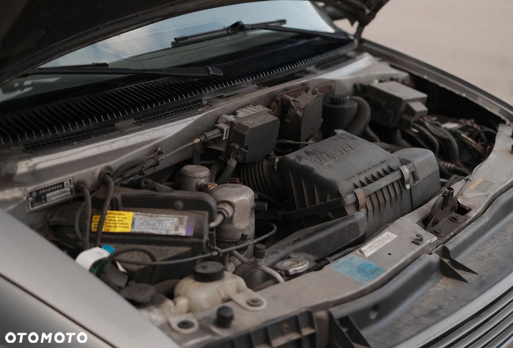 Chevrolet Astro 4.3i V6 - 38