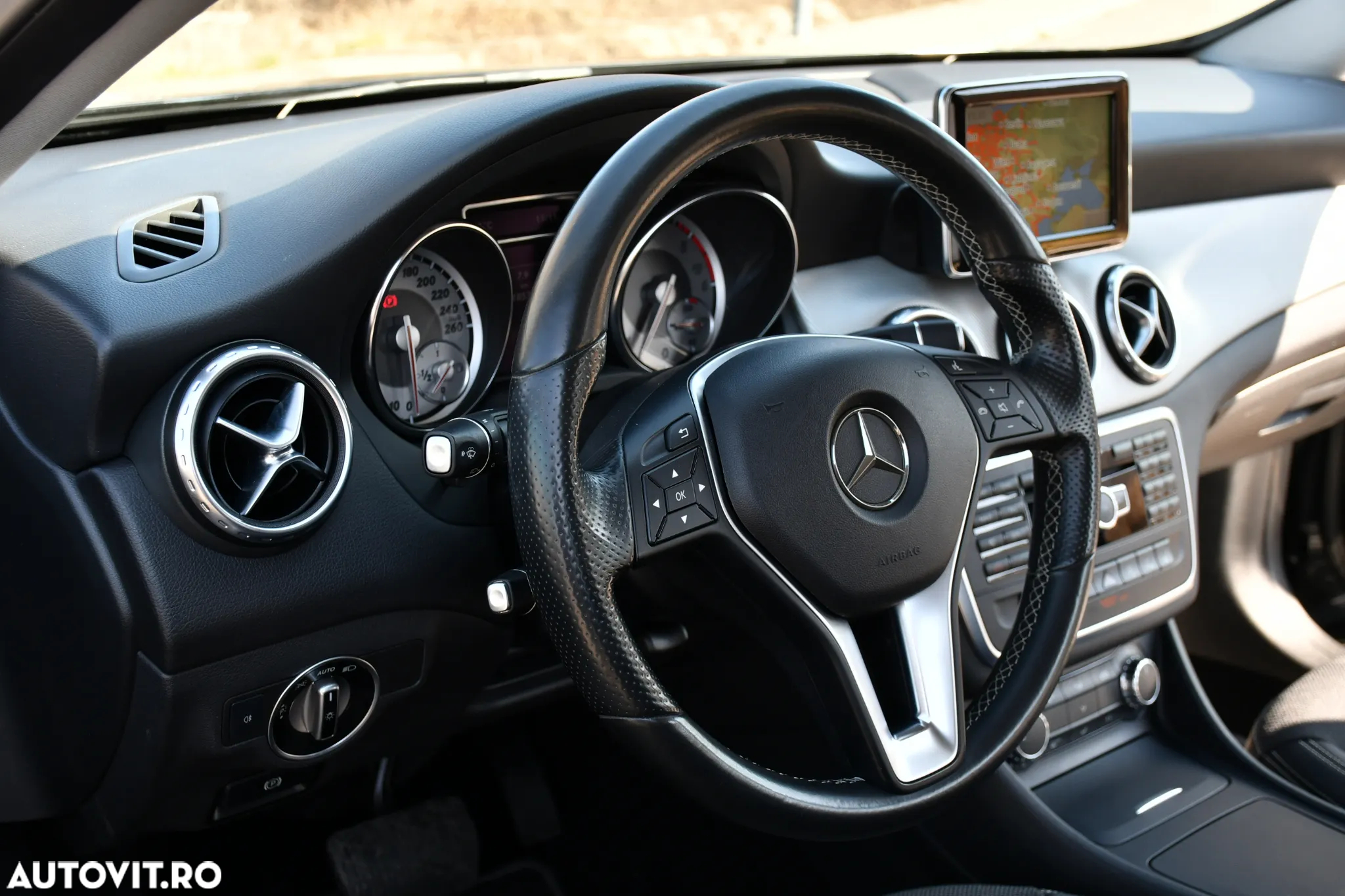 Mercedes-Benz GLA 220 CDI 7G-DCT Edition 1 - 30
