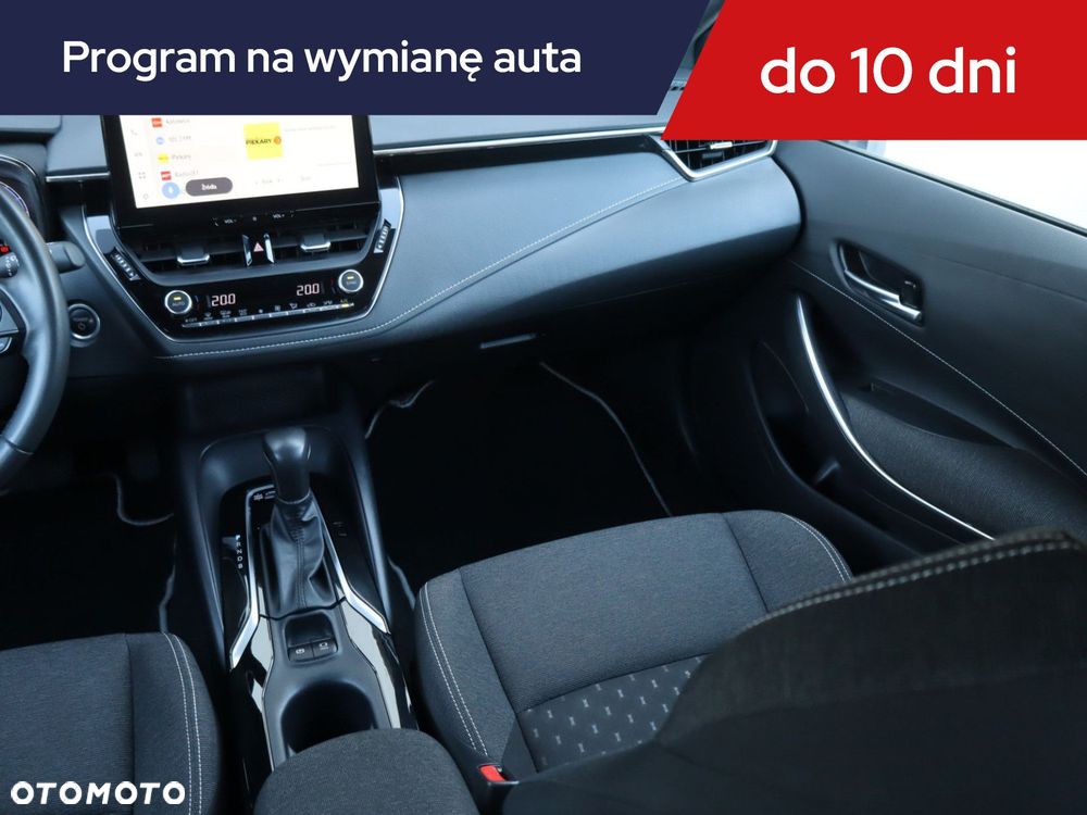 Toyota Corolla - 10