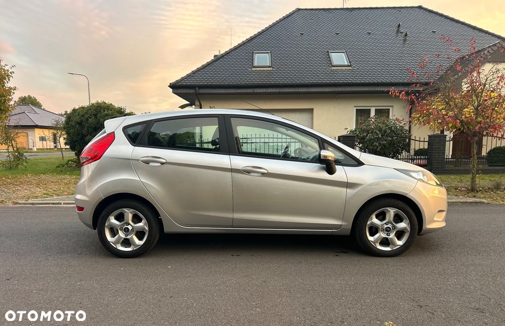 Ford Fiesta - 11