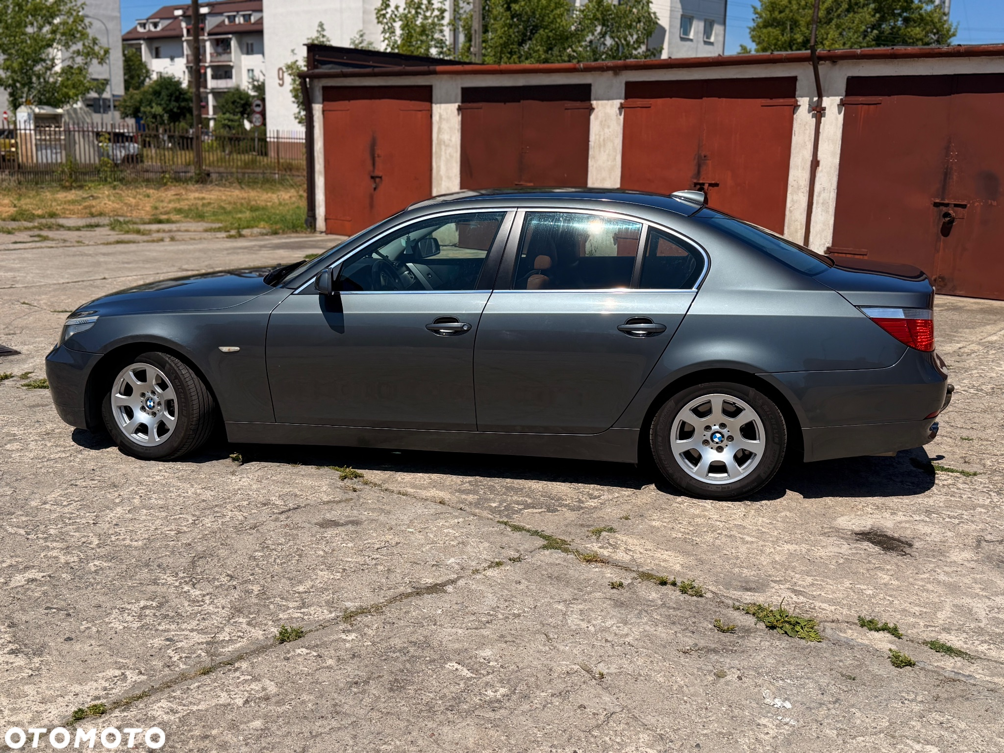 BMW Seria 5 525d Touring - 4