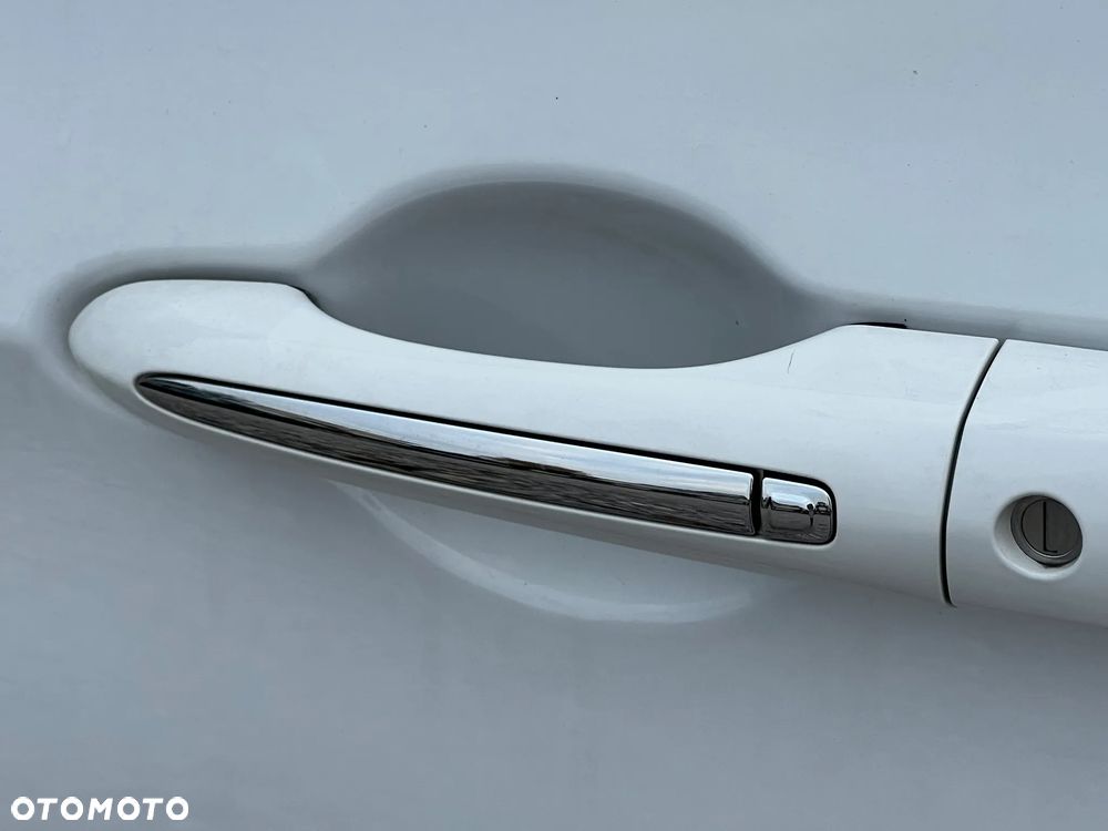 Chrysler Pacifica - 15