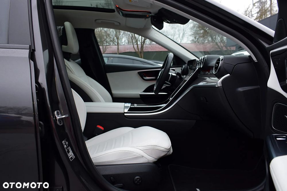 Mercedes-Benz Klasa C 220 d 9G-TRONIC AMG Line - 9