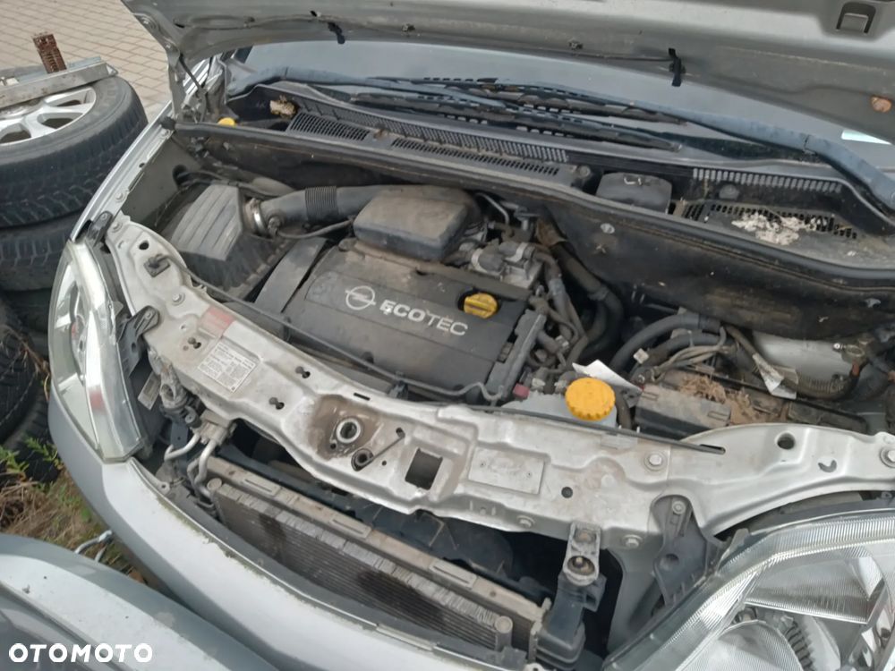 Opel Meriva 1.6 16V - 10