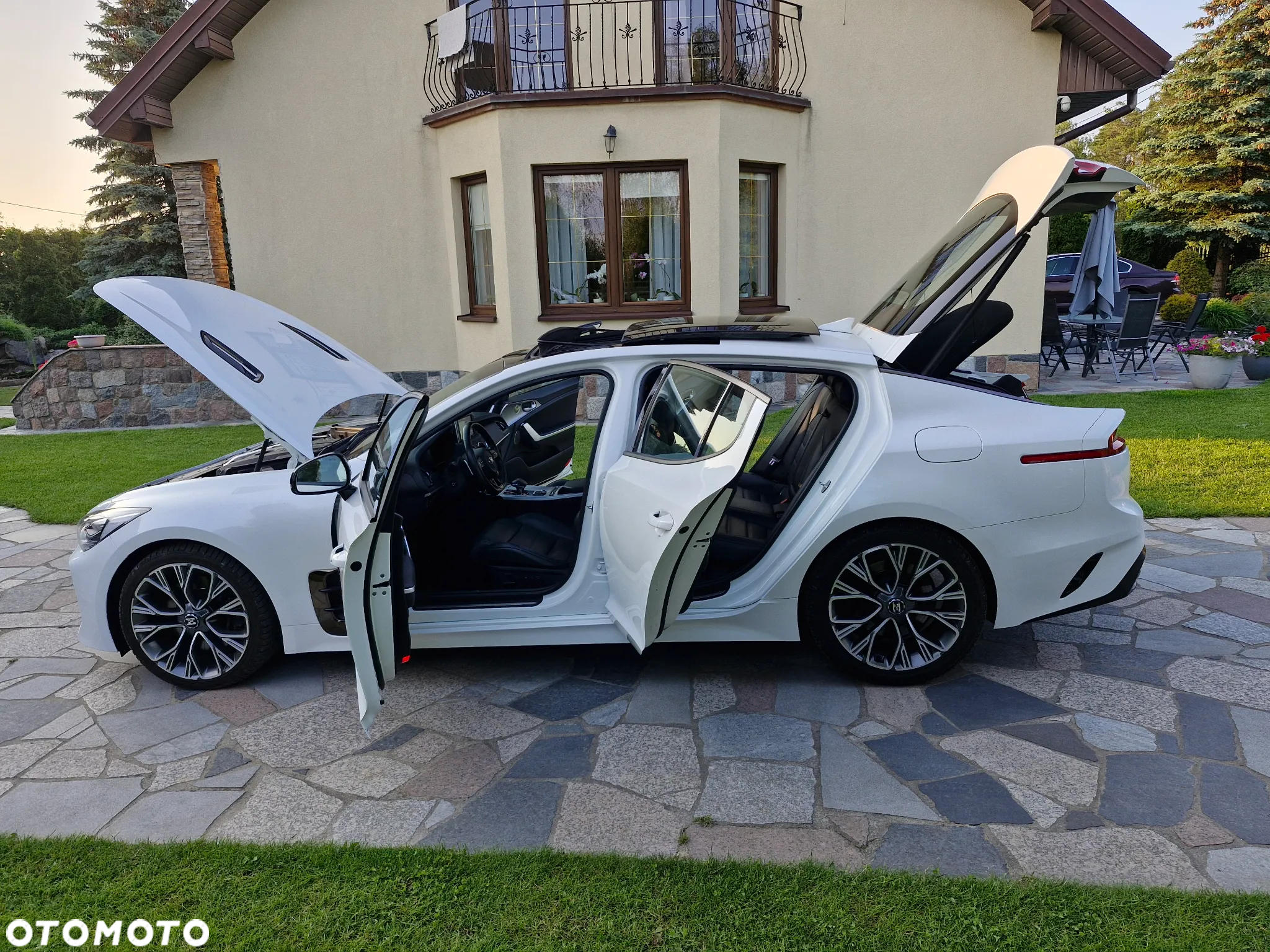 Kia Stinger 2.0 T-GDI GT Line - 9