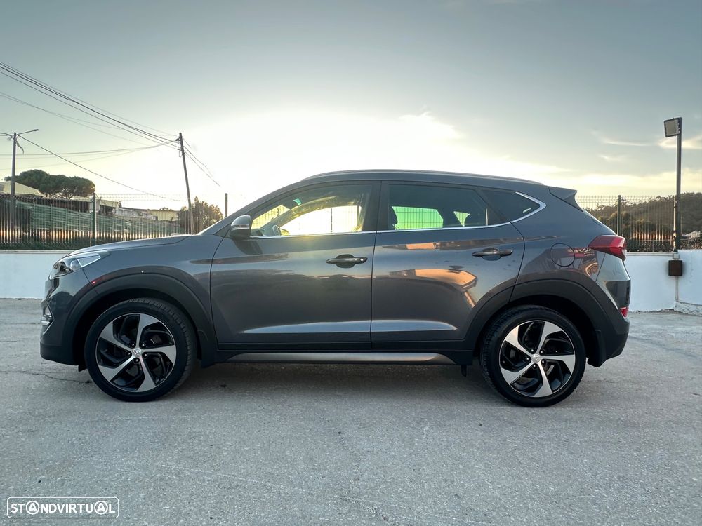 Hyundai Tucson 1.7 CRDi Executive - 10