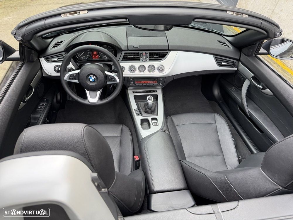 BMW Z4 20 i Pack M - 11