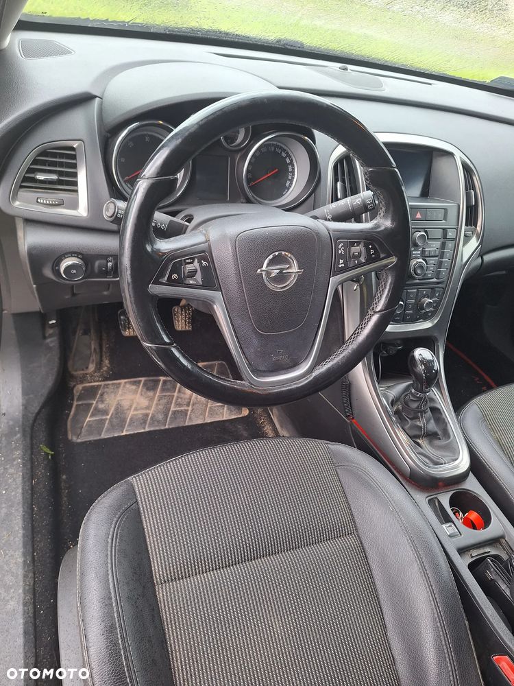 Opel Astra 1.7 CDTI Cosmo - 17