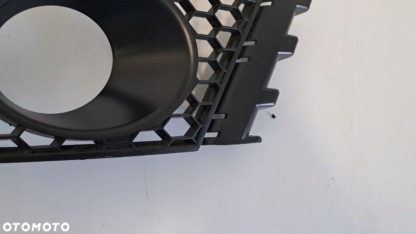 Kratka zderzaka przód prawy SEAT Ibiza III 3 6L LIFT 05- - 4