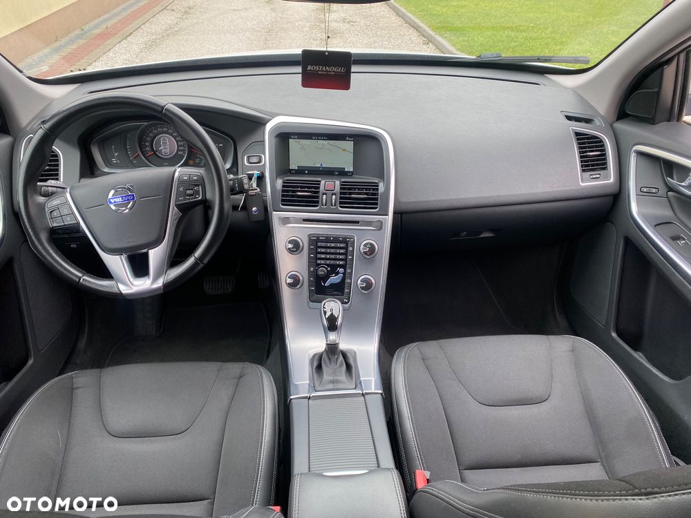 Volvo XC 60 D3 Momentum - 39