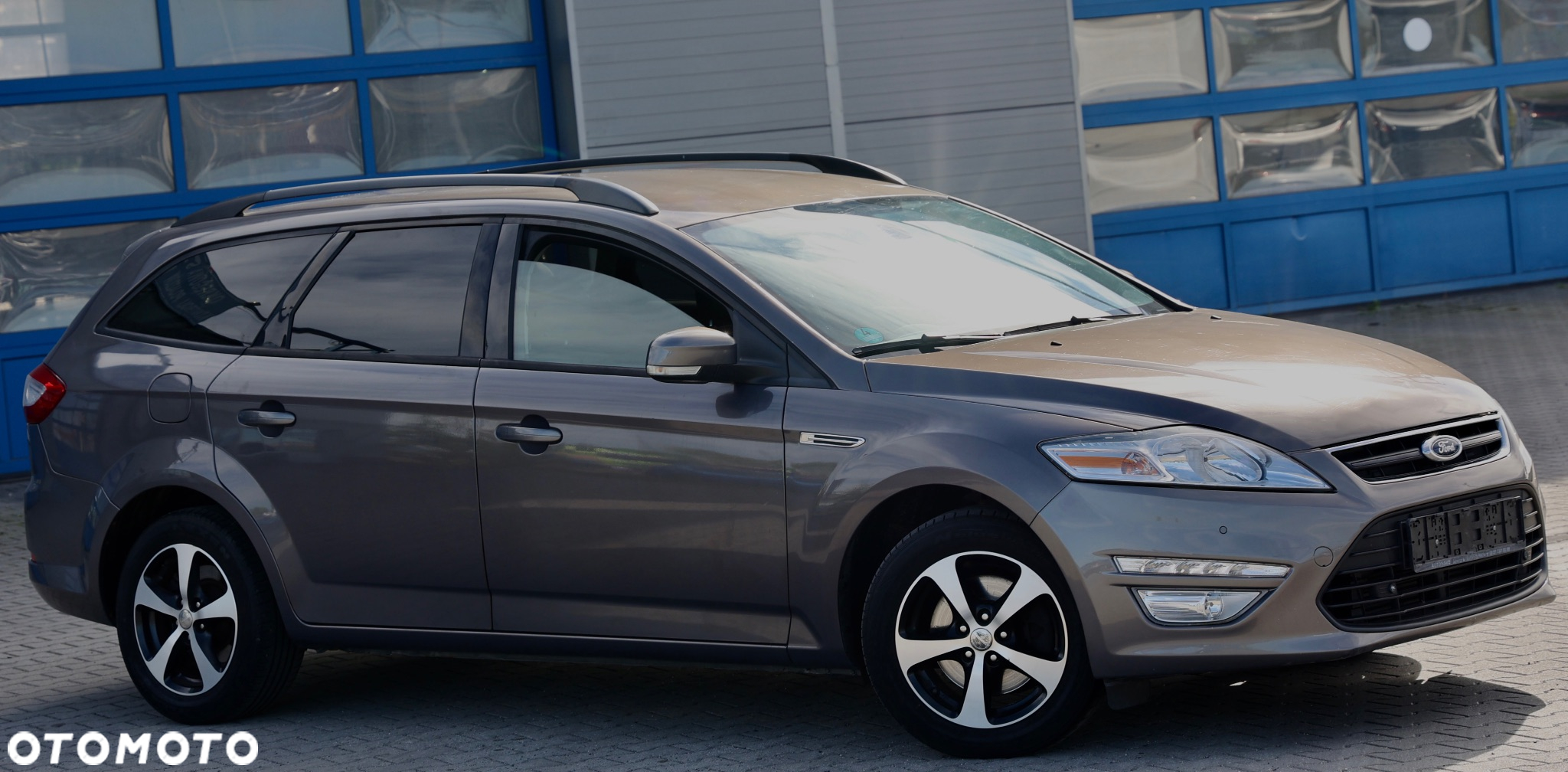 Ford Mondeo 1.6 T Ambiente - 3