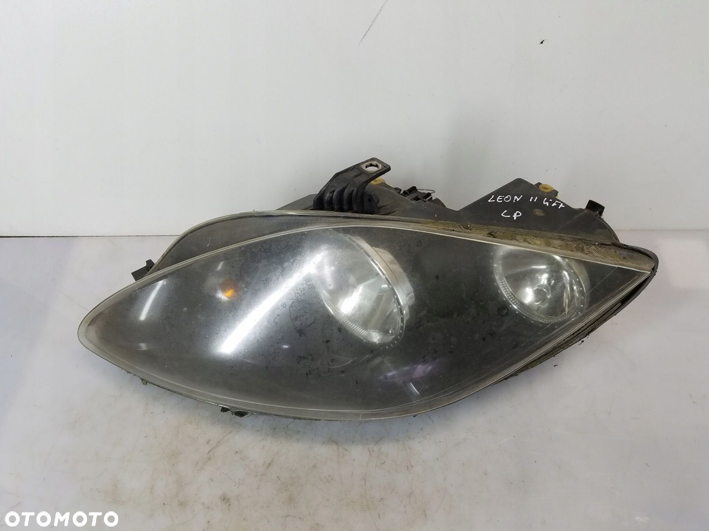 LAMPA PRZÓD SEAT LEON II LIFT - 9