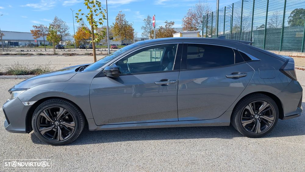 Honda Civic 1.0 i-VTEC Executive Premium CVT - 8