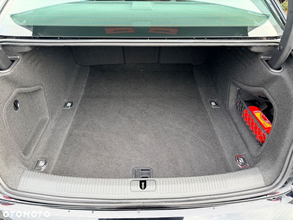 Audi A4 Limousine 35 TFSI S tronic - 20