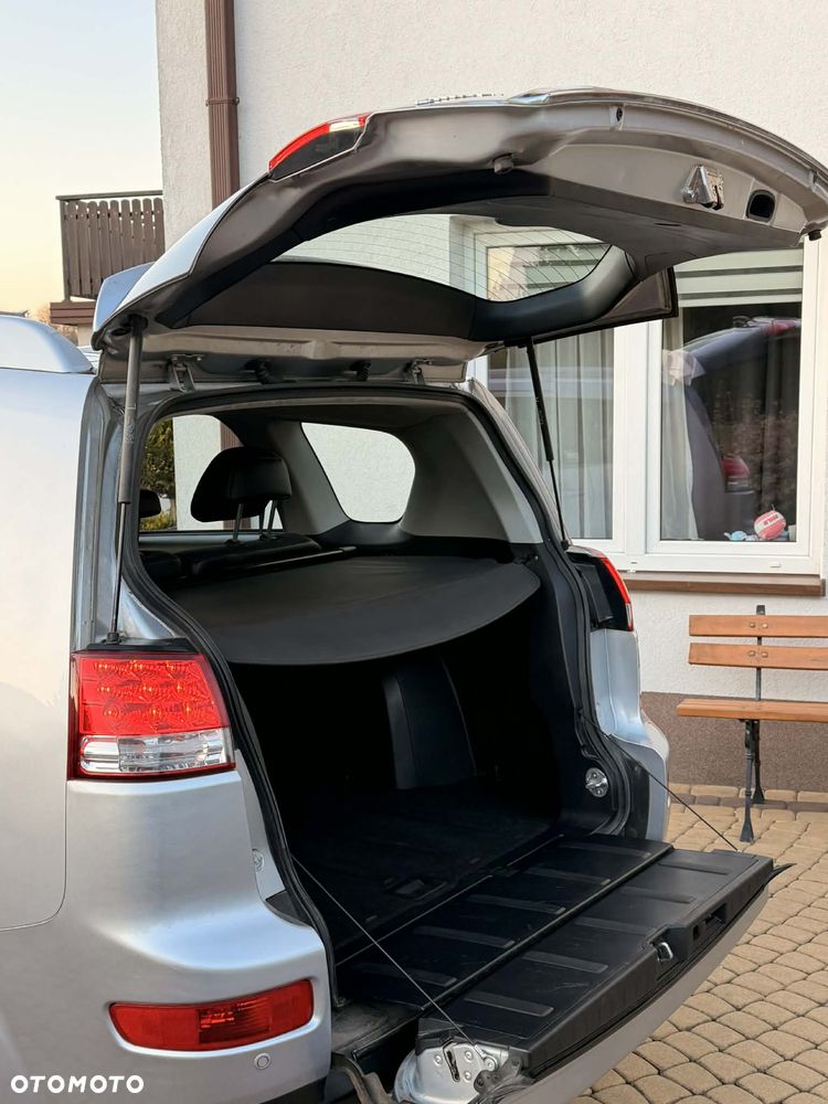 Citroën C-Crosser - 31