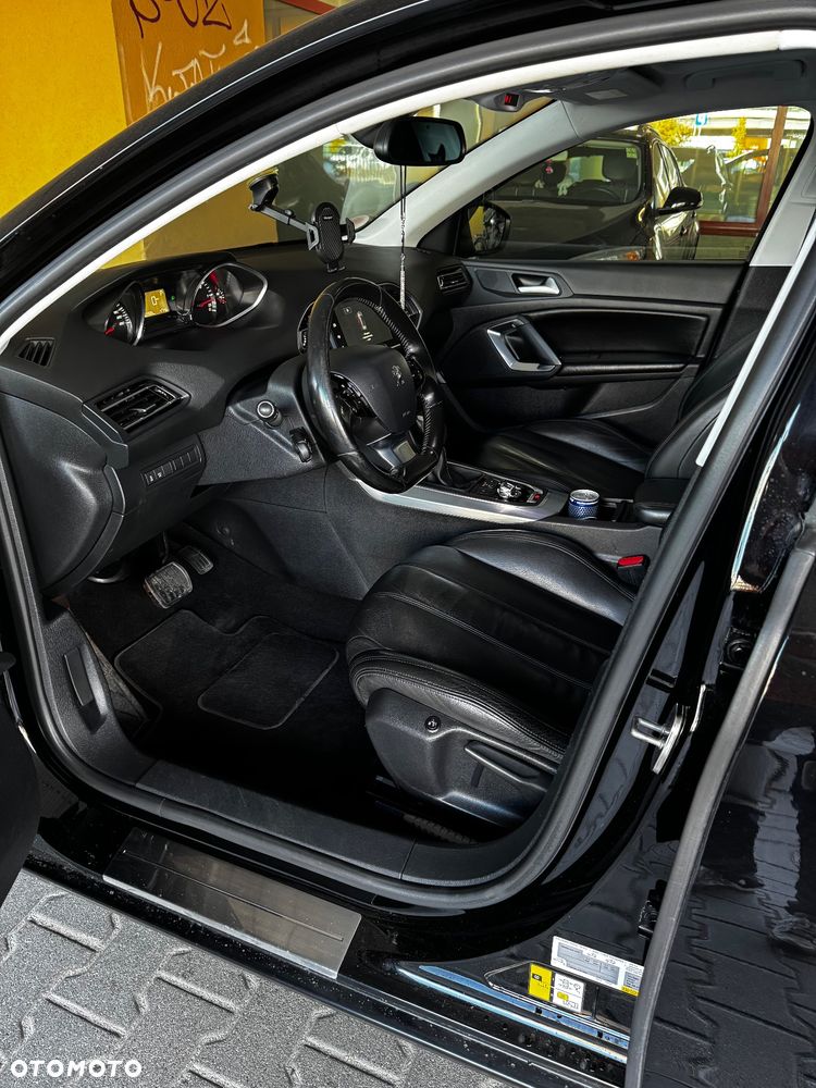 Peugeot 308 - 16