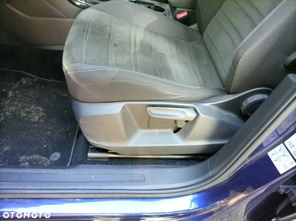 Volkswagen Touran 1.6 TDI BMT SCR Comfortline - 19
