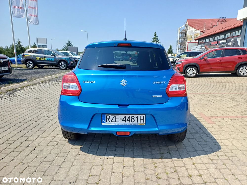 Suzuki Swift 1.2 Premium Plus - 7