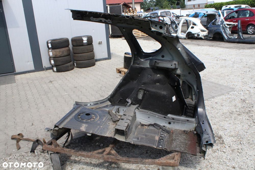 BMW 2 F45 ćwiartka tył prawa - 2