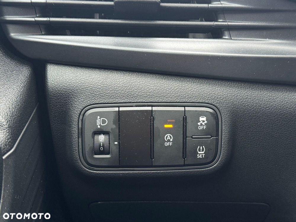 Hyundai i20 1.2 Pure - 11