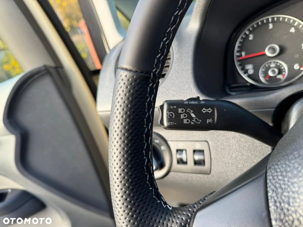 Volkswagen Caddy Maxi 2.0 TDI Comfortline 4Motion - 20