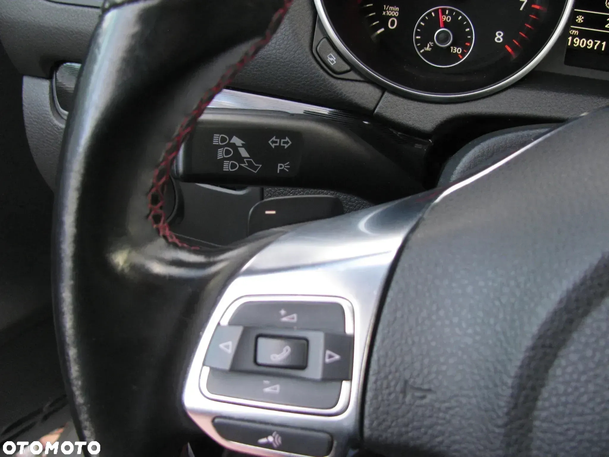 Volkswagen Golf 2.0 GTI DSG - 22