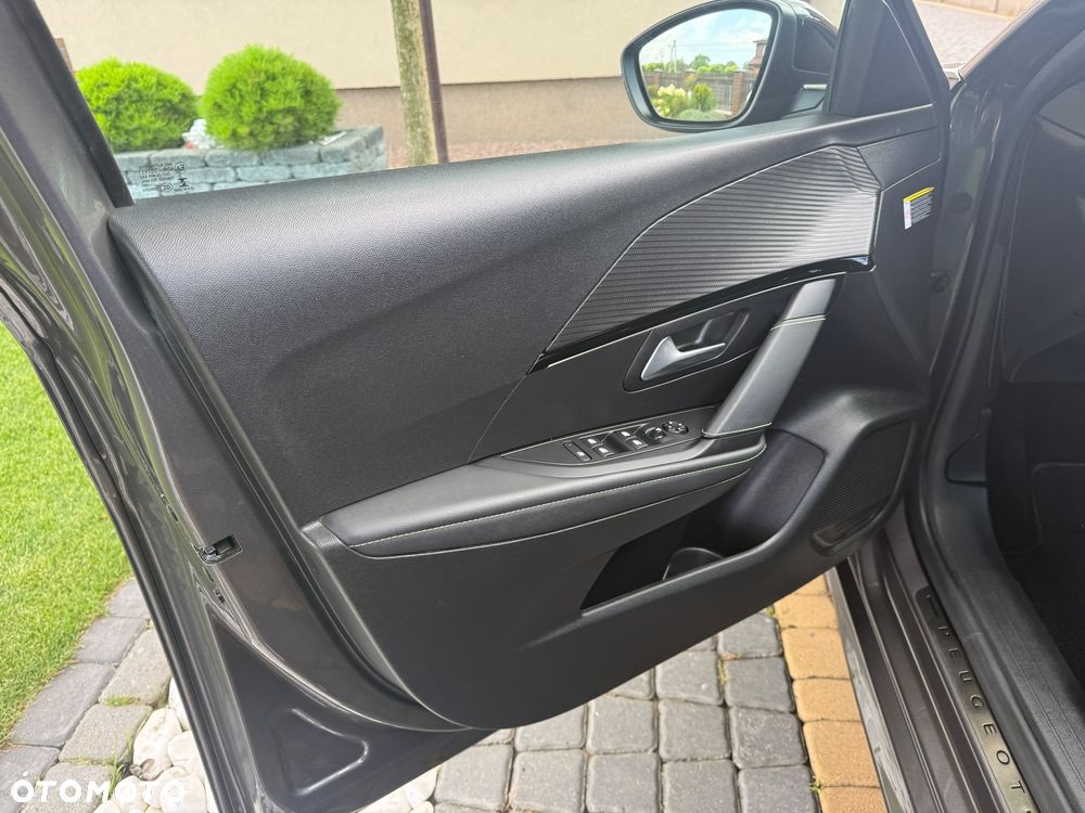 Peugeot 208 PureTech 100 EAT8 GT Pack - 17