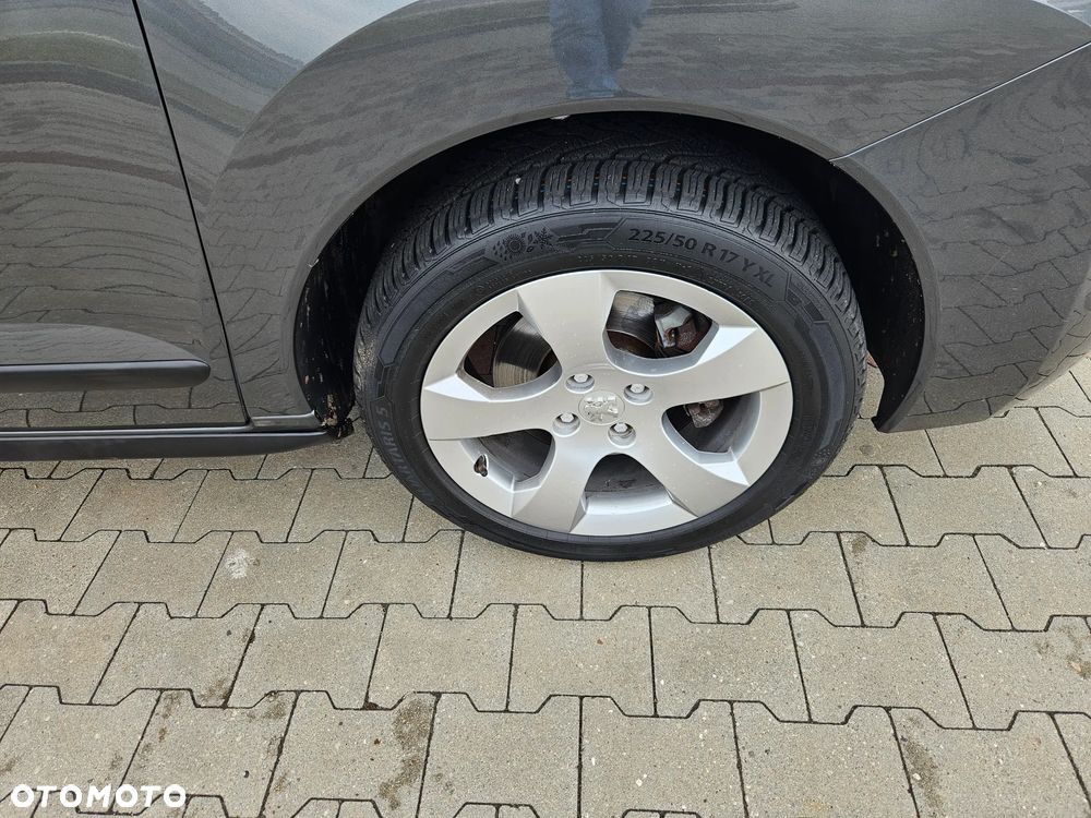 Peugeot 3008 155 THP Premium - 21