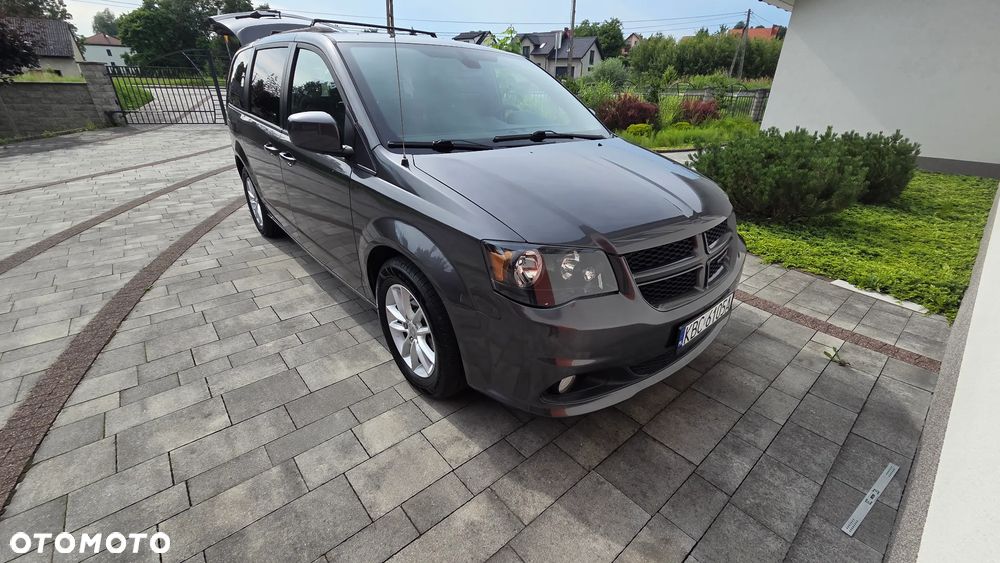 Dodge Grand Caravan 3.6 R/T - 1