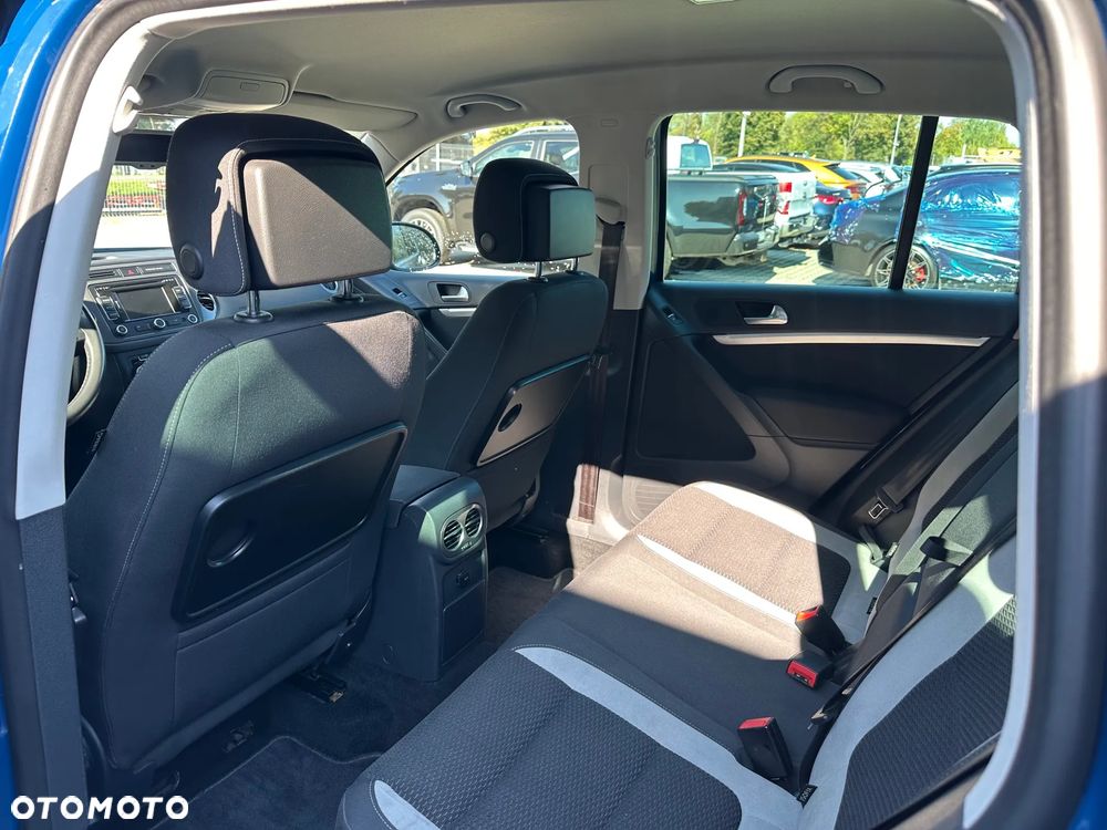Volkswagen Tiguan - 10