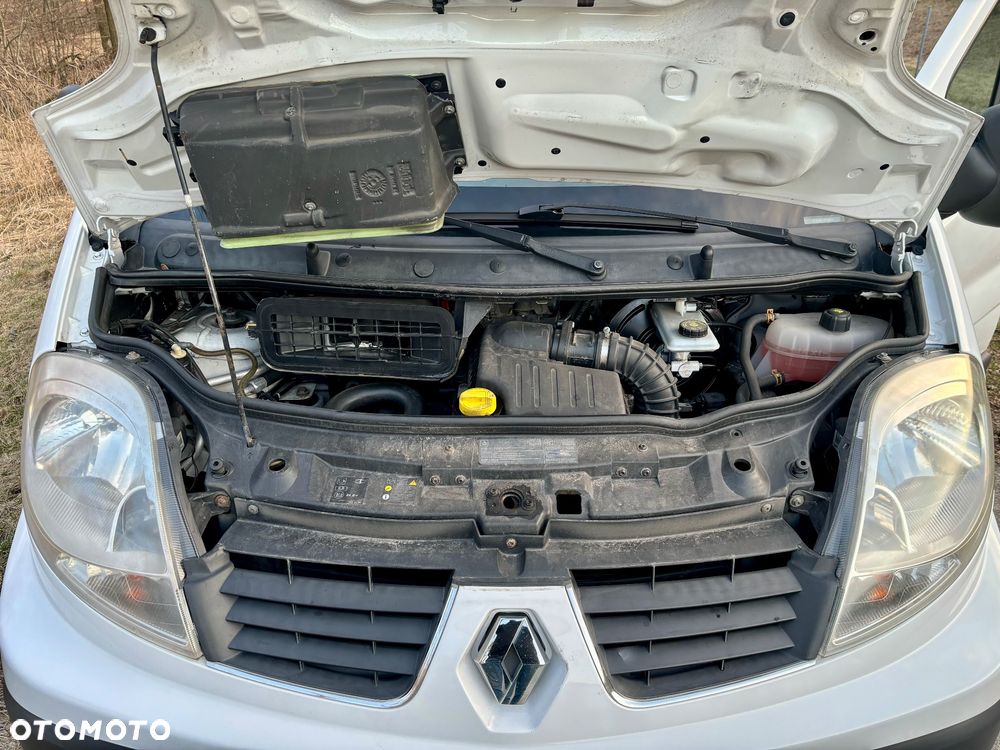 Renault Trafic - 13