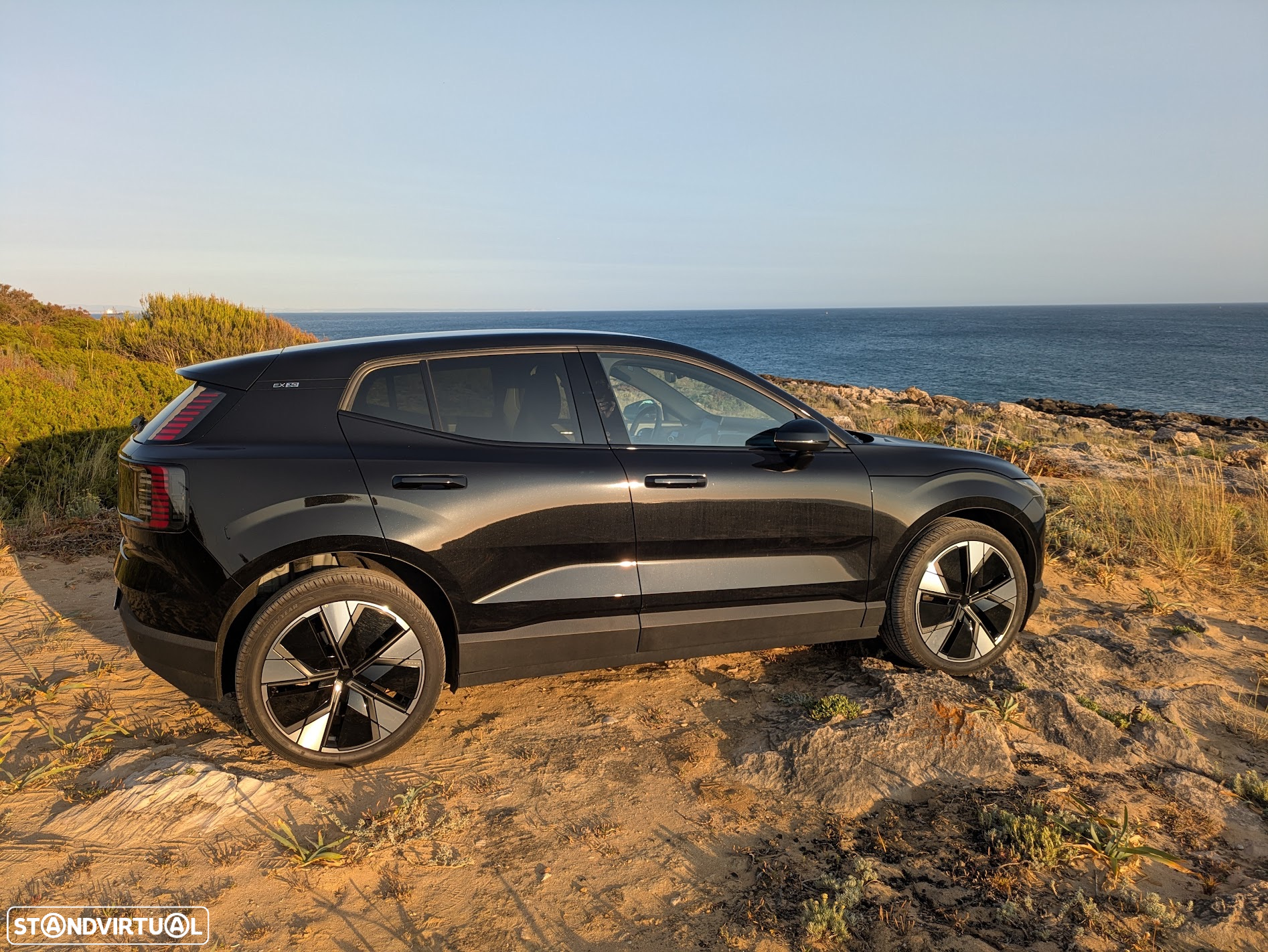 Volvo EX30 Twin Motor Performance AWD Plus - 2
