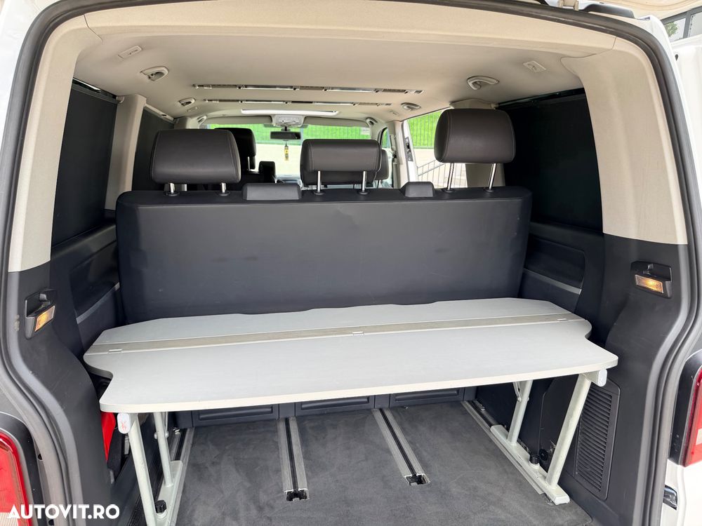 Volkswagen Multivan - 12