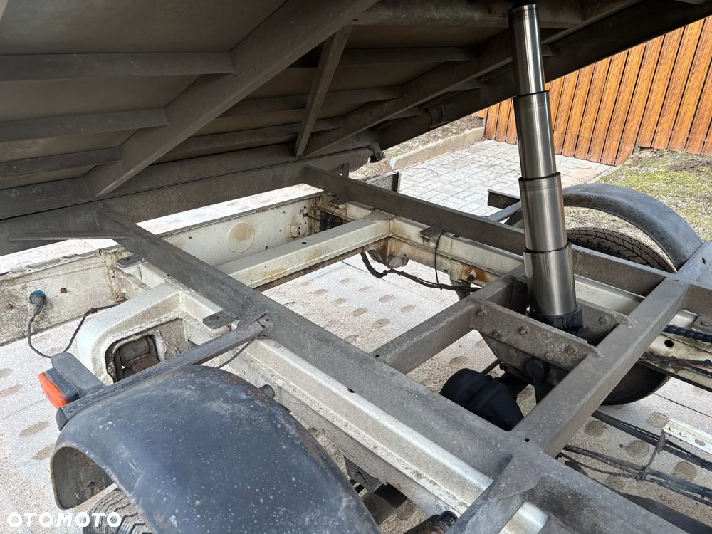 Volkswagen CRAFTER - 21